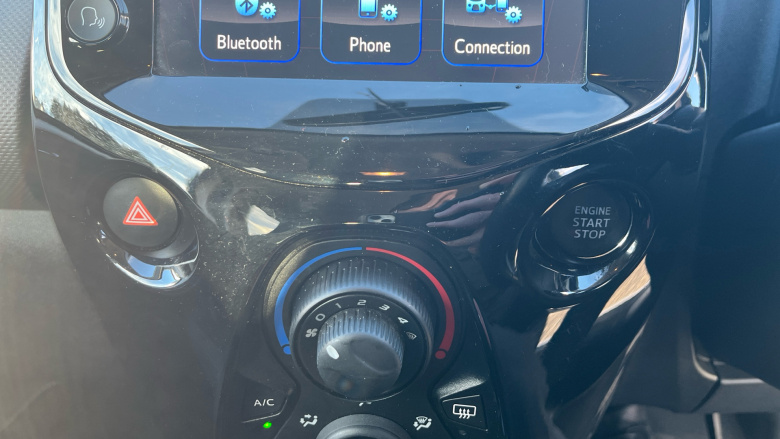 Peugeot 108 1.0 72 Allure 5dr Petrol Hatchback